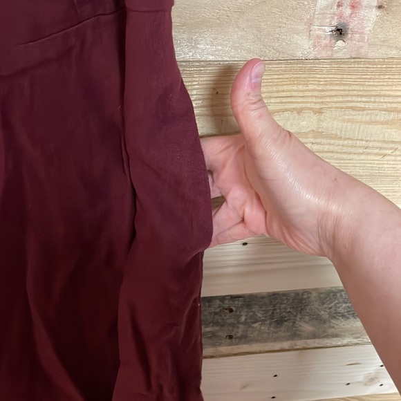 Old Navy size Med Rich Maroon Adjustable Spaghetti Strap Mini Dress with Pockets - Picture 4 of 8